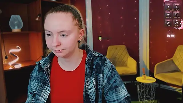 mila_glow1 Webcamshow