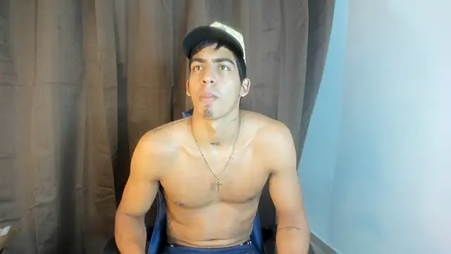 Pokazy przed kamerką – Milo_LatinBoy