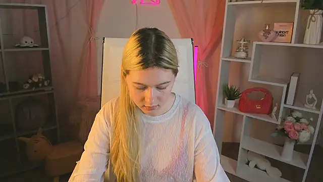 CelestineMauriac Adlı Modelin Canlı XXX Sohbeti