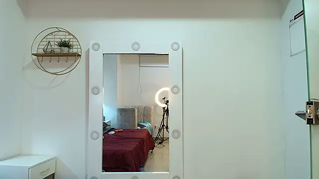 girl_amadaのライブXXXチャット