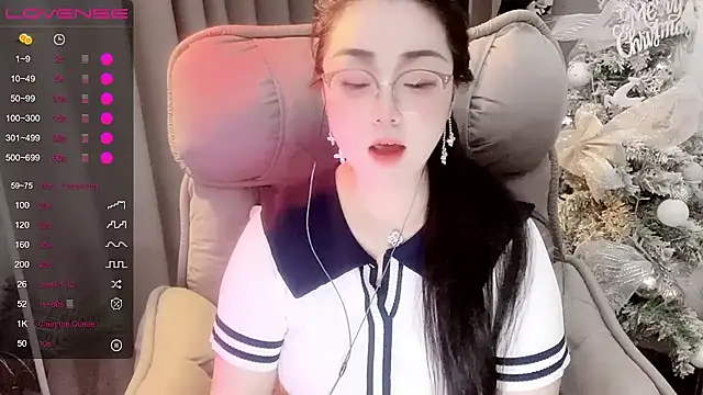 Monica-666888- Show Webcam