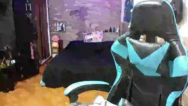 AngelaQueen_のライブXXXチャット