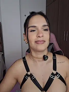 Chat XXX ao vivo de heyshaa
