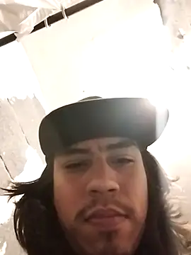 AlexAlejandro13 Show Webcam