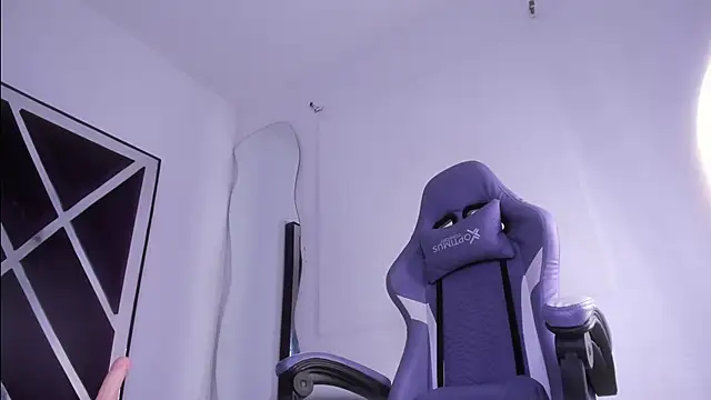 Онлайн чат XXX marcyasm