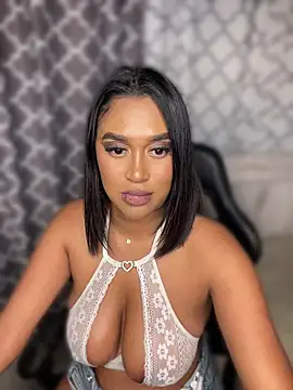 Chat XXX Live Emii_Love