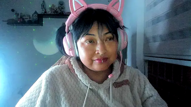 Shaddycute_ live XXX chat