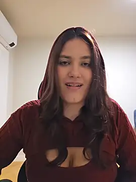 MiaRides19's Live XXX Chat