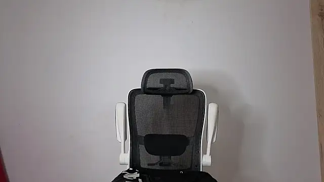 Cristopher23_のライブXXXチャット