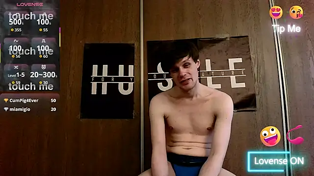 EclipseStud: вебкам-шоу