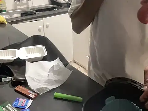 Tommy210 Pertunjukan Webcam