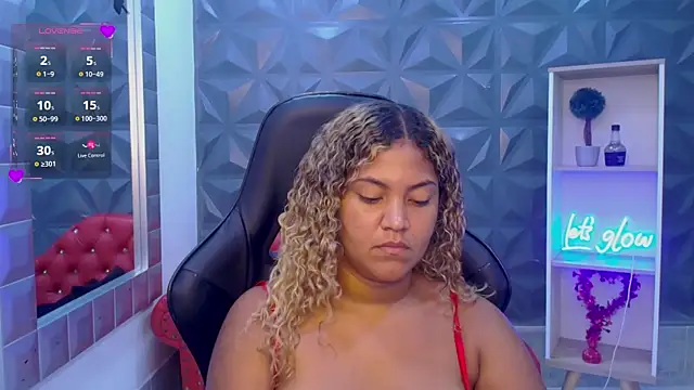 Chat +18 de Cristal_War ao vivo