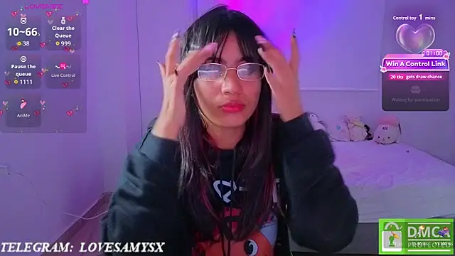 Chat +18 de Lovelyamyy ao vivo