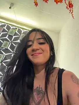 EmmyEvans1 라이브 XXX 채팅