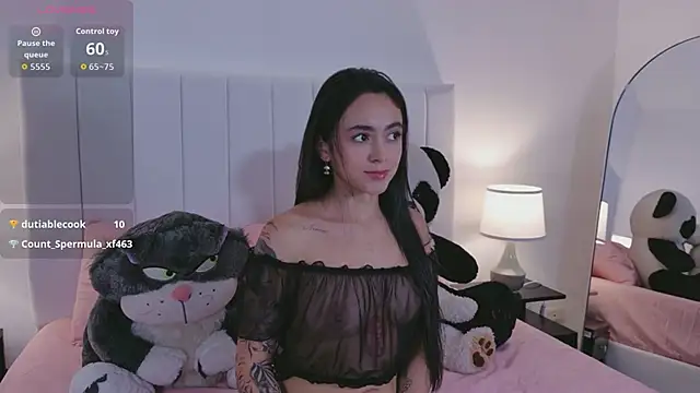 HannaClarrk_n Webbikameraesitys