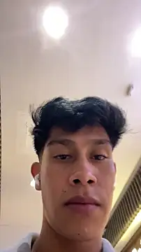 Jacovo2002's Live XXX Chat