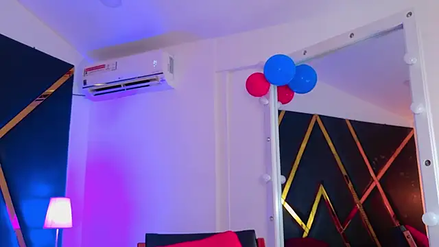 Adel_Nesbiit Chat XXX in diretta