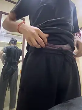 priyansh92924's Webcam Show