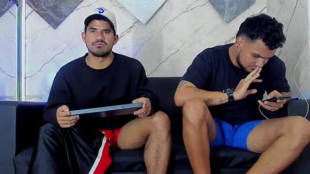 Latins_on_fire Webcam-Show