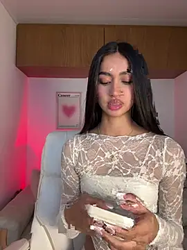 maddy_bronw_ লাইভ XXX চ্যাট