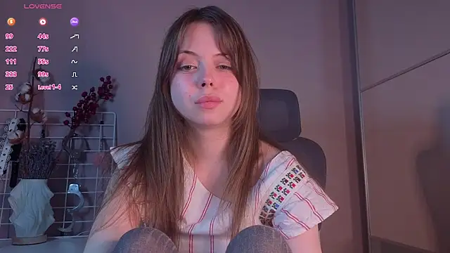 Show modela hype_meal_home na web-kameri