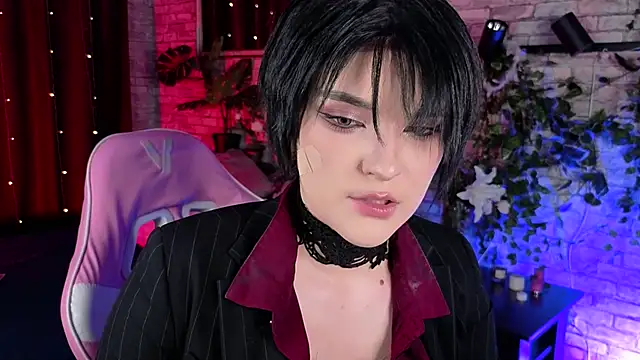 Rune_Veila's Live XXX Chat