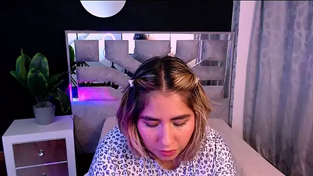 Czat XXX na żywo – Sofiazaf_