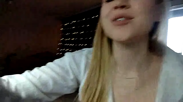 Sembang XXX Secara Langsung LunaPeony