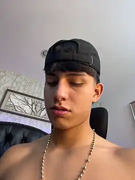 Chat XXX en directo de Lander_Cruz