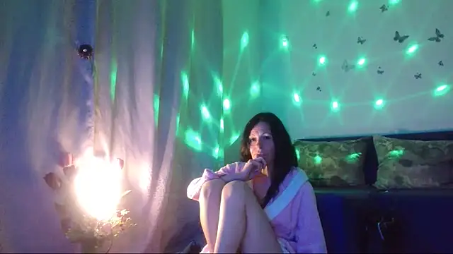 ElysaSun's Live XXX Chat