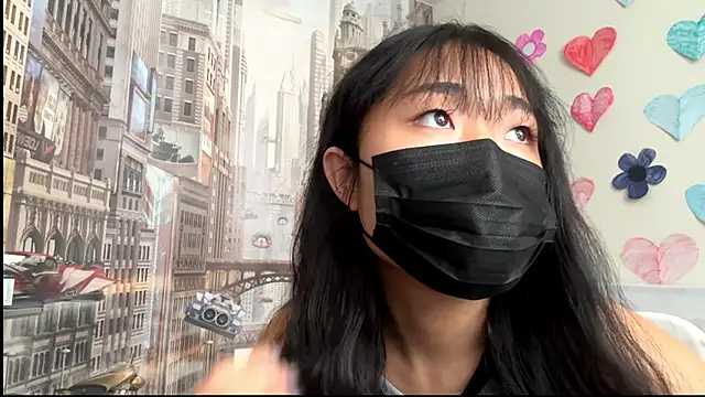 SweetMiaXO Show in webcam