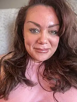 Chatroom XXX en direct de BadAssVeronica