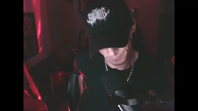 LEVIATHANX666: απευθείας συνομιλία ΧΧΧ