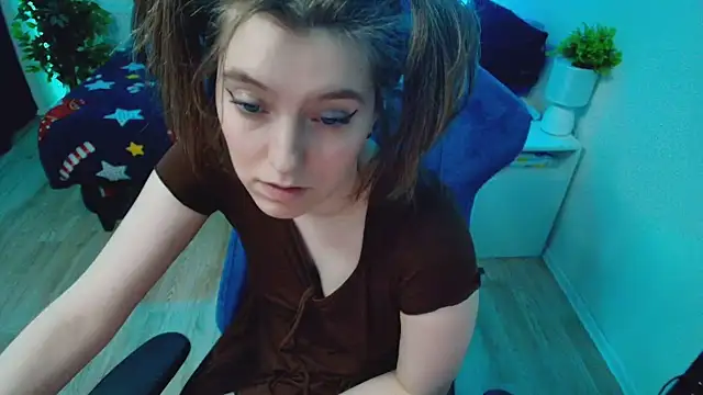 CranberryHot's Live XXX Chat