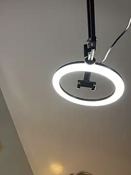 violetaurora95 élő XXX-chatje