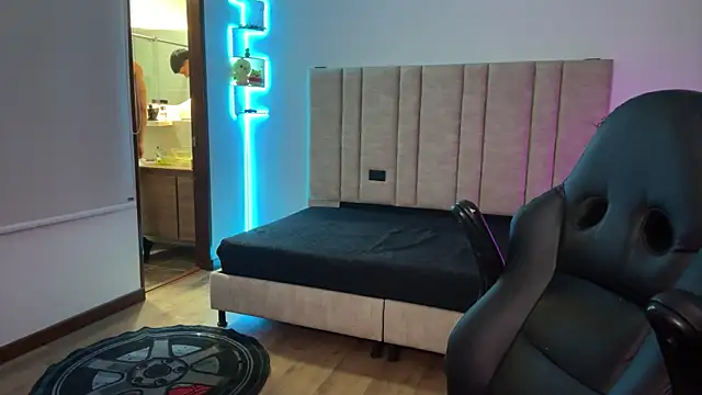 CHRIS_MORGAN1 Show Webcam