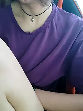 Aashikalaa Chat XXX in diretta