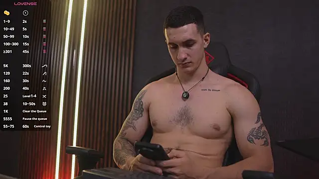 JacksonOlsenn – Naživo XXX chat