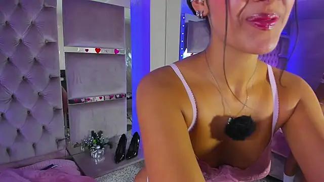 Chat +18 de Harii_02 ao vivo