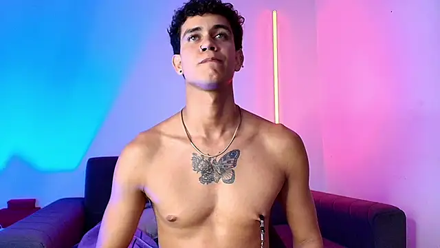 โชว์เว็บแคมของ Maximiliano__Fire