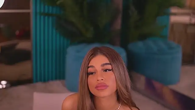 BellaNoirre 现场XXX聊天