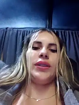 Chat +18 de Cata_city1106 ao vivo
