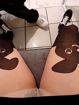 Chat +18 de Mia_Novikov ao vivo