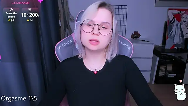 Chat +18 de miray_kuriyama123 ao vivo