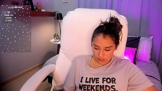 Chat +18 de _Sophie__miller ao vivo