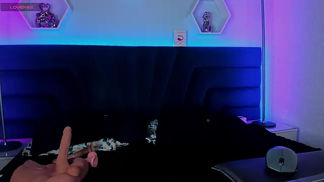 Chat +18 de _carla_rosee ao vivo