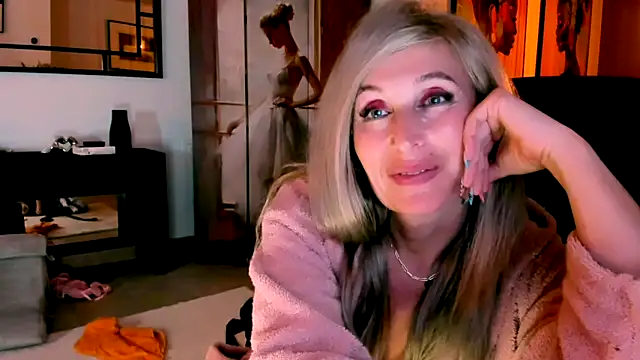 2bigass4_u Webcam show