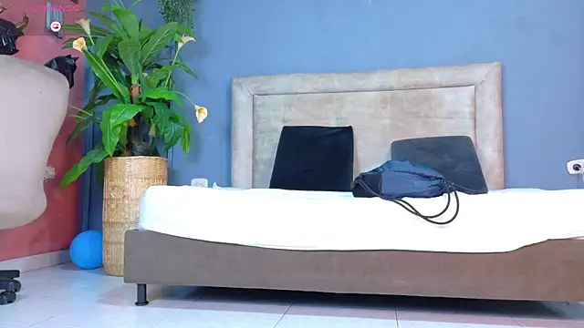 hunter_biggest webcam show