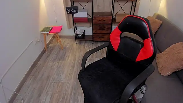 Lilybrunette_'s Live XXX Chat