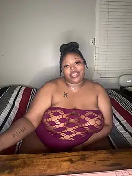 Chocolatebunnyxx96 Live XXX-Chat